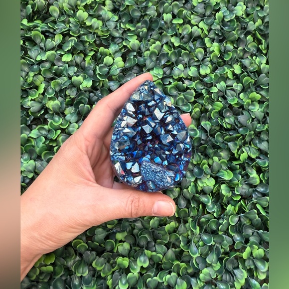 Titanium Quartz - Picture 1 of 5